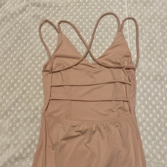 Blush pink strappy back dress - Picture 2 of 3